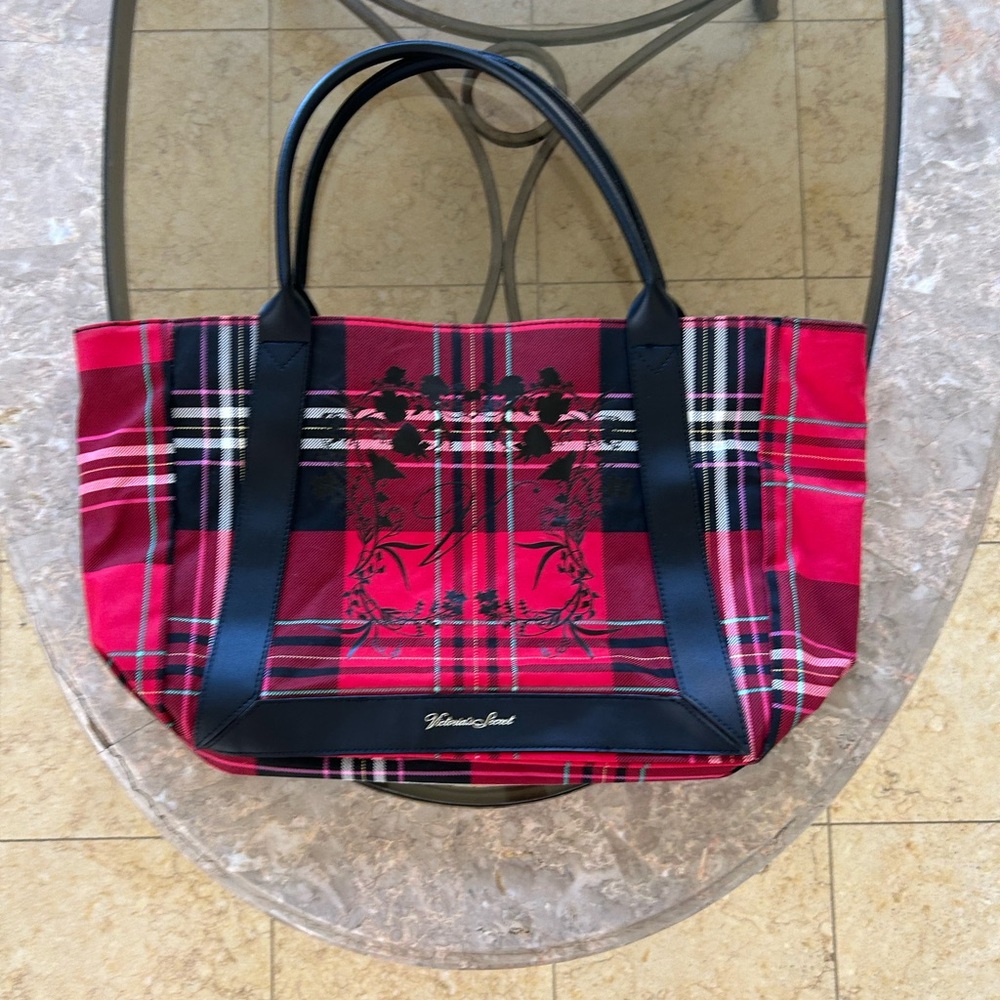 Victoria's Secret Black and Red Plaid Tote - Picture 9 of 11